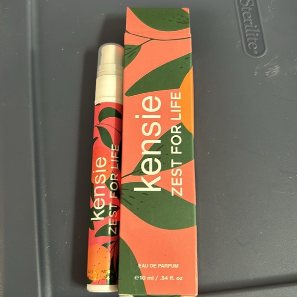 KENSIE ZEST FOR LIFE FRAGRANCE SPRAY - Picture 3 of 3